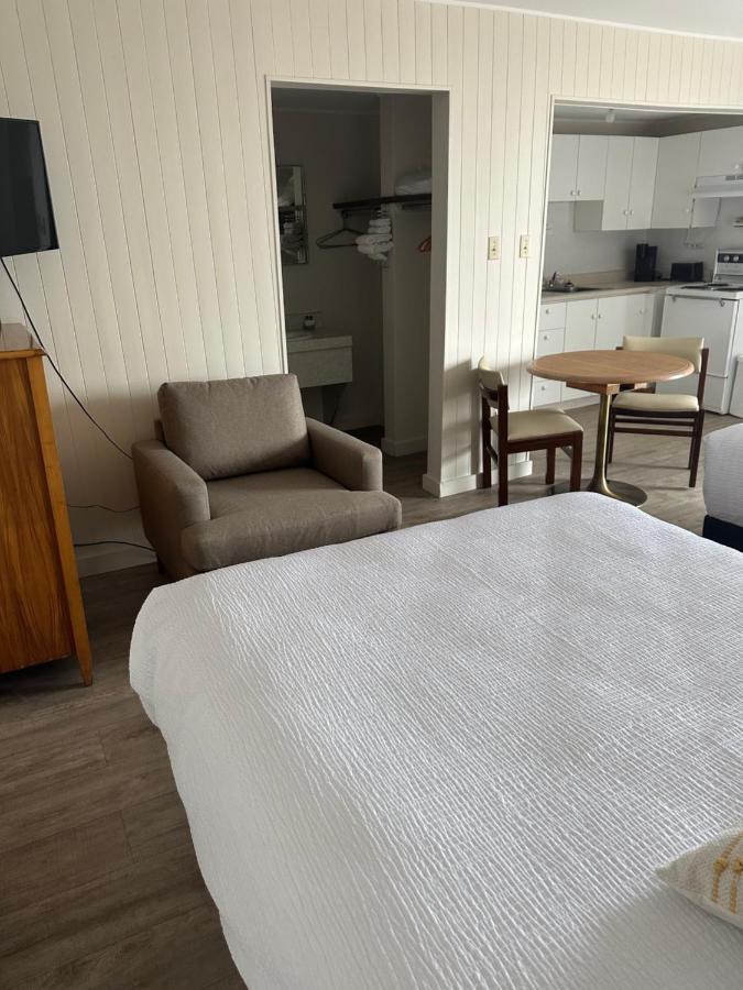 Motel Carleton Sur Mer Экстерьер фото