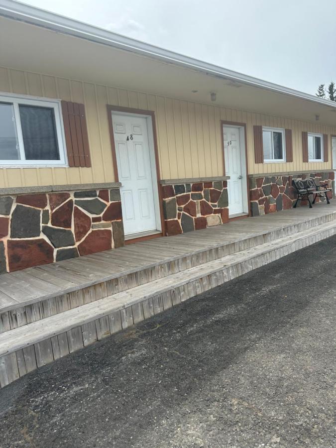 Motel Carleton Sur Mer Экстерьер фото