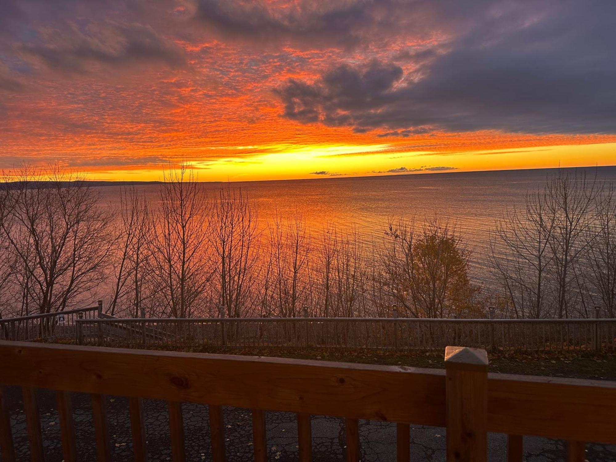 Motel Carleton Sur Mer Экстерьер фото